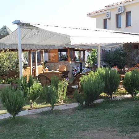 Apartahotel Deniz Apart Palamutbuku